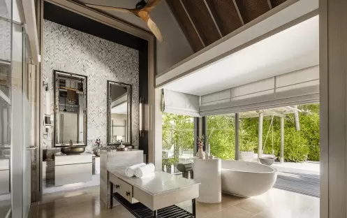 4. Two-Bedroom Beach Villa_Bathroom